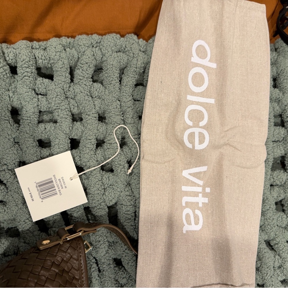 Dolce Vita Tan Woven Shoulder Bag - Picture 10 of 11